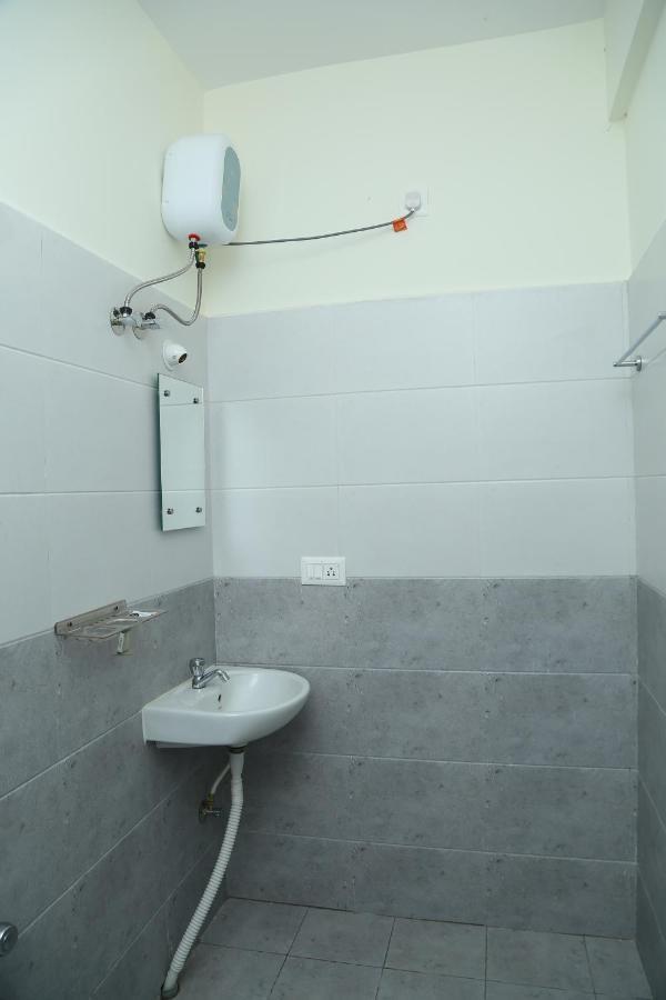 Hotel Bangalore Airport Inn, Airport Pickup & Drop Available 24X7 Yelahanka エクステリア 写真